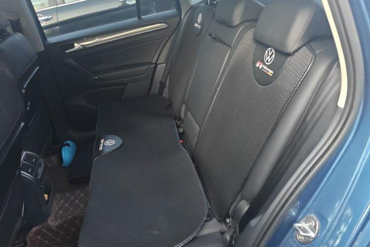 Used Volkswagen Golf Sportsvan 2018 230TSI Automatic Trend Edition Left Rear Seat