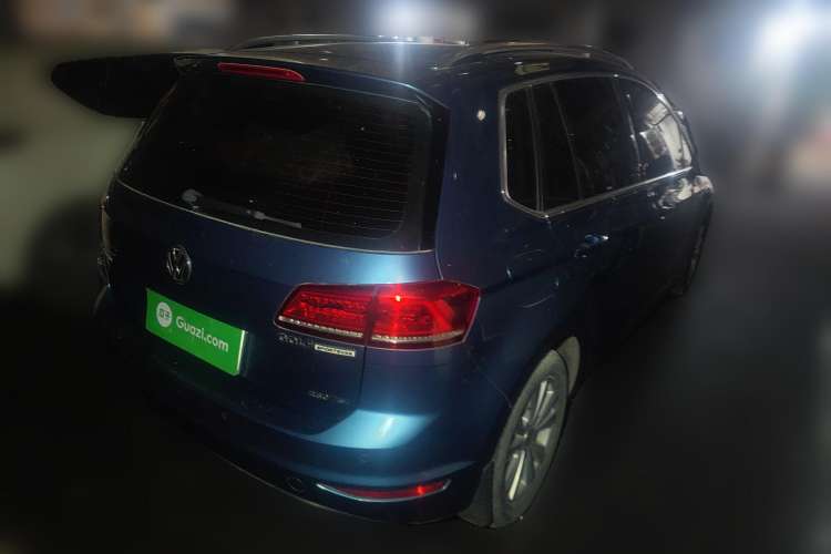 Used Volkswagen Golf Sportsvan 2018 230TSI Automatic Trend Edition Rear Right 45 Deg