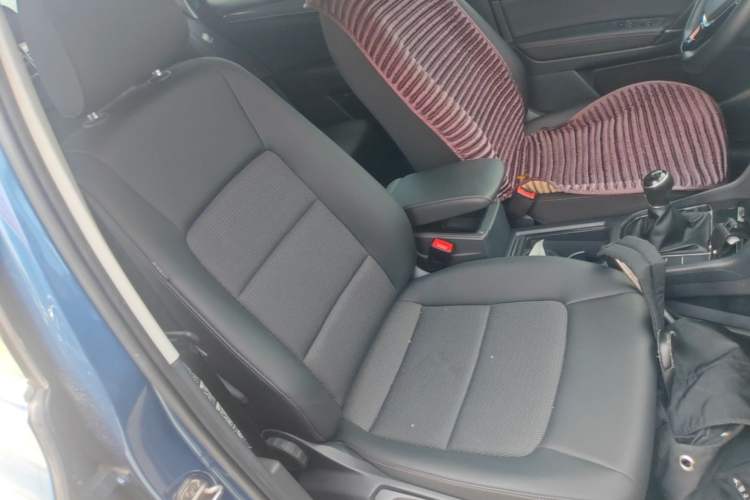 Used Volkswagen Golf Sportsvan 2018 230TSI Manual Entry-Level Model Right Front Seat