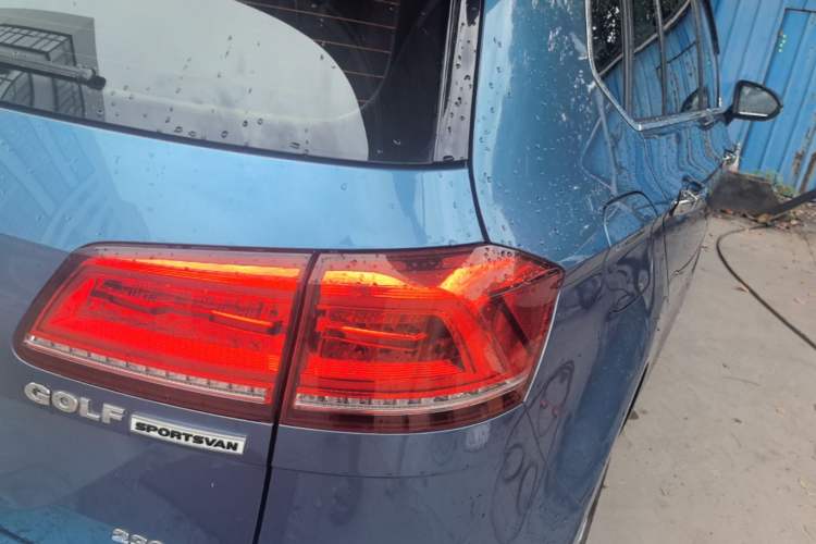 Used Volkswagen Golf Sportsvan 2018 230TSI Automatic Trend Edition Right Rear Taillight