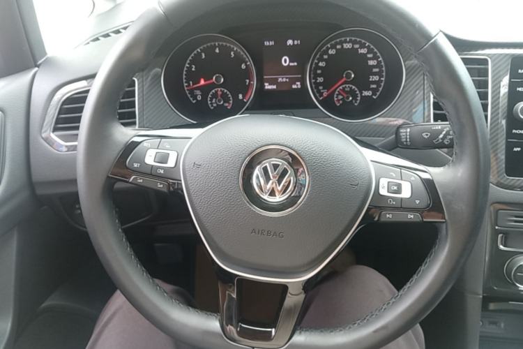 Used Volkswagen Golf Sportsvan 2018 280TSI Automatic Flagship Model Steering Wheel