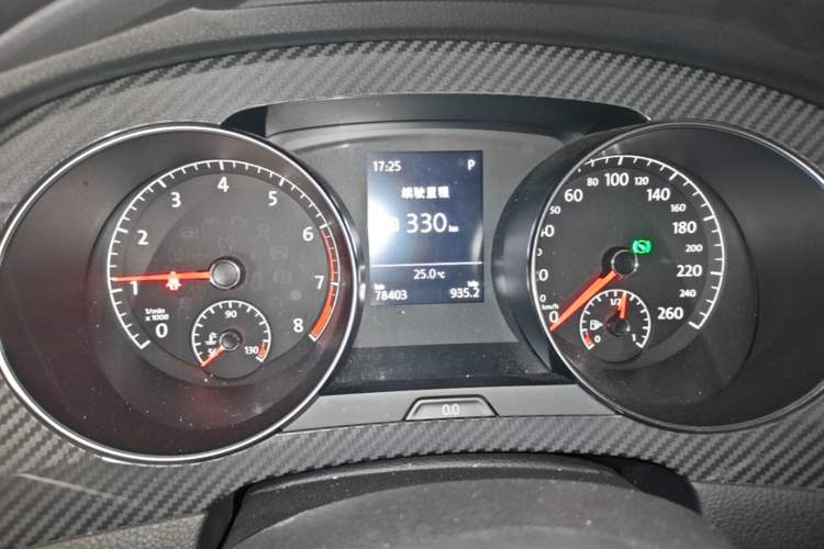Used Volkswagen Golf Sportsvan 2018 280TSI Automatic Luxury Model Instrument Cluster