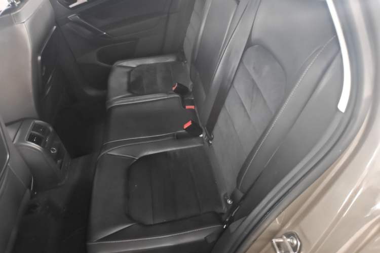 Used Volkswagen Golf Sportsvan 2018 280TSI Automatic Luxury Model Left Rear Seat