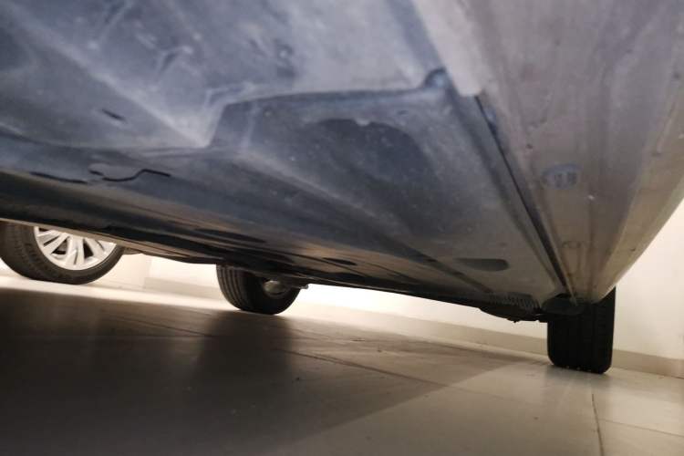 Used Volkswagen Golf Sportsvan 2018 1.6L Automatic Comfort Model Chassis Front Left