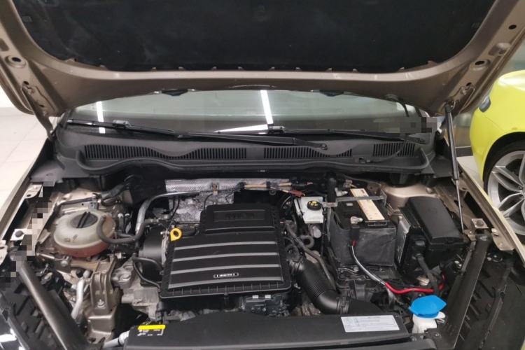 Used Volkswagen Golf Sportsvan 2018 1.6L Automatic Comfort Model Engine Bay