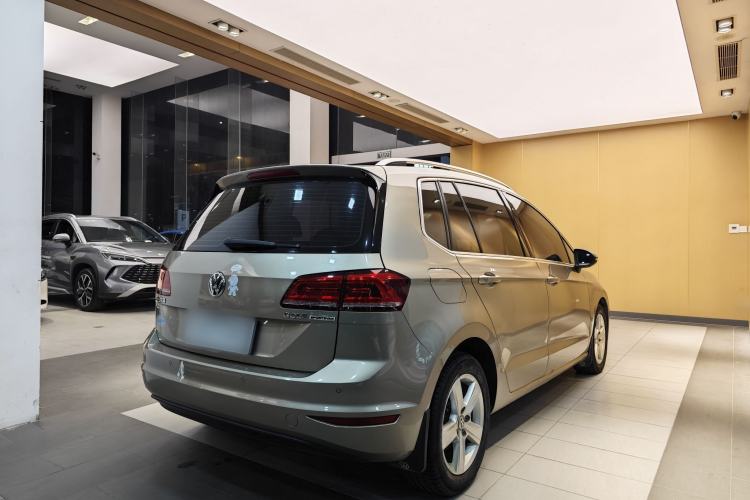 Used Volkswagen Golf Sportsvan 2018 1.6L Automatic Comfort Model Exterior 1