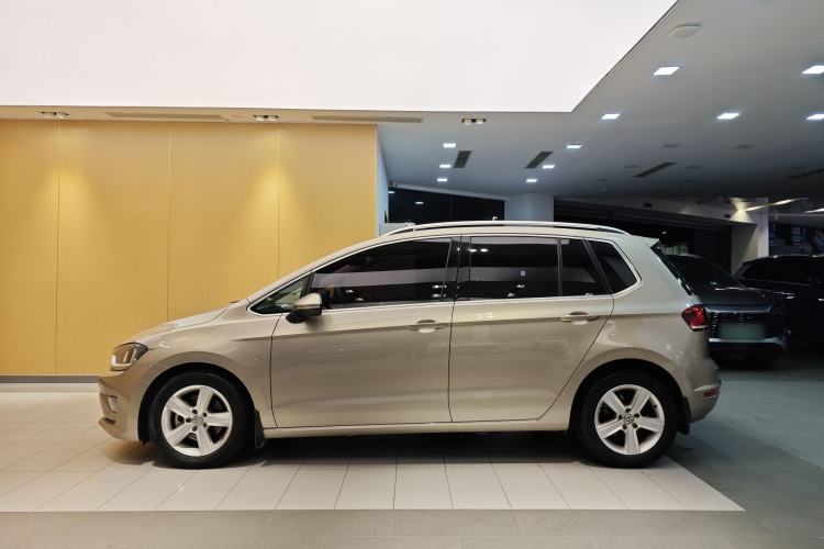 Used Volkswagen Golf Sportsvan 2018 1.6L Automatic Comfort Model Exterior 10