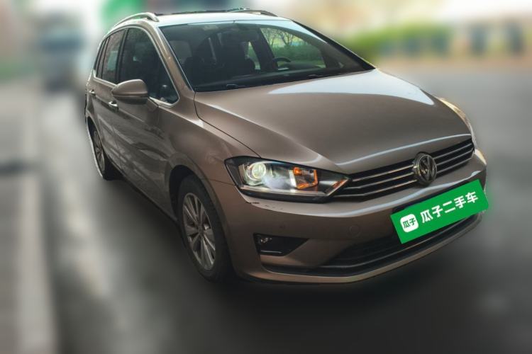Used Volkswagen Golf Sportsvan 2018 230TSI Manual Entry-Level Model Exterior 2