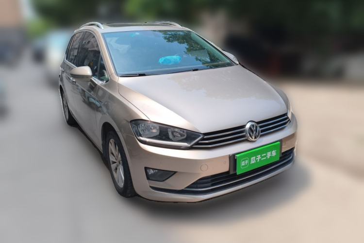 Used Volkswagen Golf Sportsvan 2018 230TSI Automatic Trend Edition Front Right 45 Deg