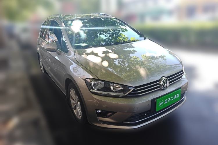 Used Volkswagen Golf Sportsvan 2018 230TSI Automatic Trend Edition Front Right 45 Deg