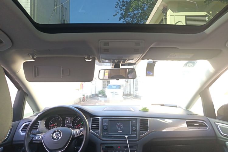 Used Volkswagen Golf Sportsvan 2018 230TSI Automatic Trend Edition Headliner