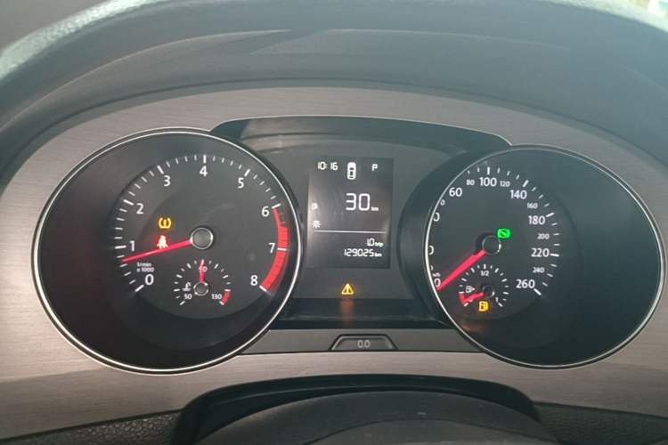 Used Volkswagen Golf Sportsvan 2018 1.6L Automatic Comfort Model Instrument Cluster