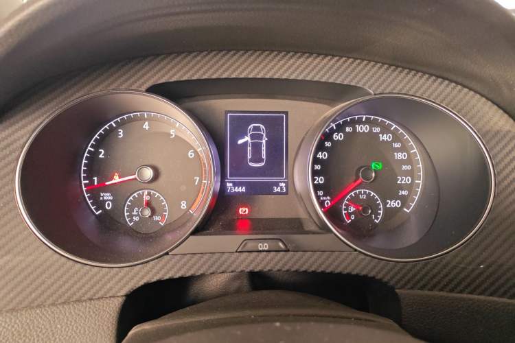 Used Volkswagen Golf Sportsvan 2018 230TSI Automatic Luxury Model Instrument Cluster