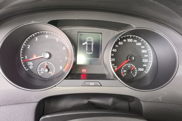 Used Volkswagen Golf Sportsvan 2018 230TSI Manual Entry-Level Model Instrument Cluster