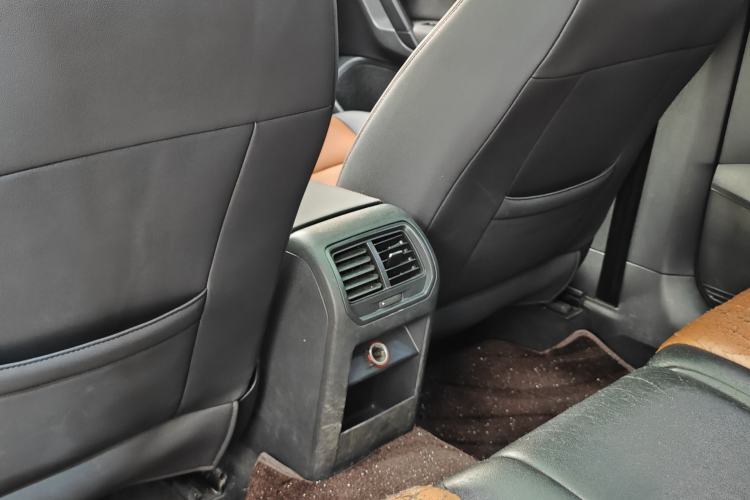 Used Volkswagen Golf Sportsvan 2018 1.6L Automatic Comfort Model Interior 5
