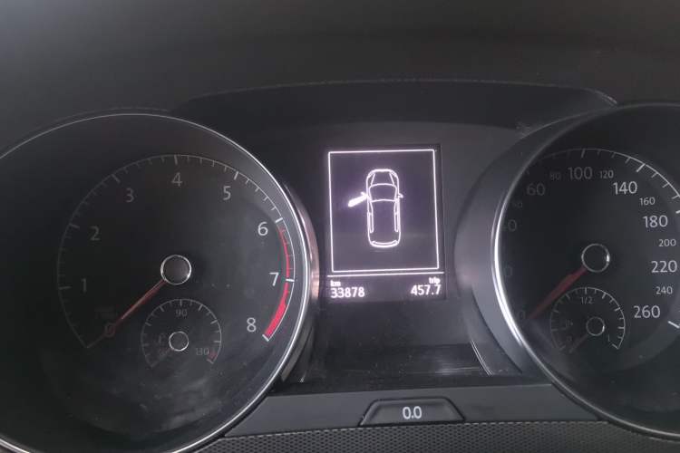 Used Volkswagen Golf Sportsvan 2018 230TSI Automatic Trend Edition Odometer Close Up