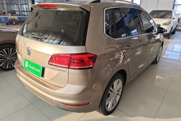Used Volkswagen Golf Sportsvan 2018 230TSI Automatic Luxury Model Rear Right 45 Deg