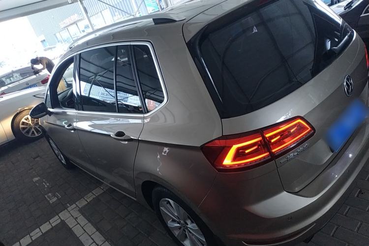 Used Volkswagen Golf Sportsvan 2018 230TSI Automatic Trend Edition Exterior 3