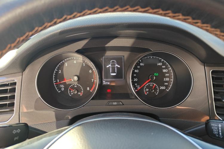 Used Volkswagen Golf Sportsvan 2018 230TSI Automatic Trend Edition Instrument Cluster
