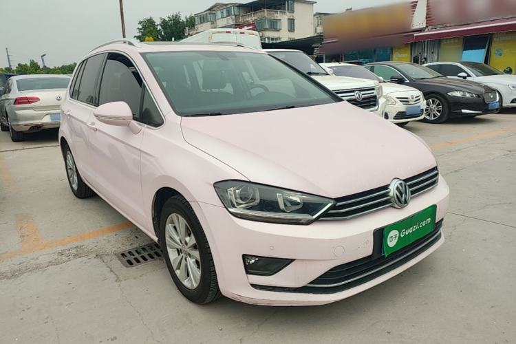 Used Volkswagen Golf Sportsvan 2018 230TSI Automatic Trend Edition Front Right 45 Deg