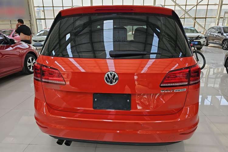 Used Volkswagen Golf Sportsvan 2018 230TSI Automatic Trend Edition Exterior 4