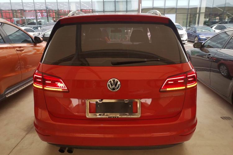 Used Volkswagen Golf Sportsvan 2018 230TSI Automatic Trend Edition Exterior 4