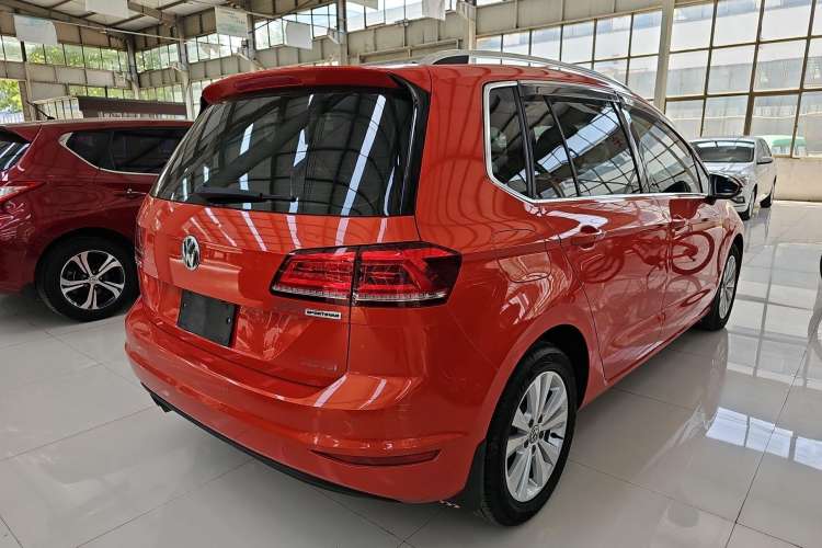Used Volkswagen Golf Sportsvan 2018 230TSI Automatic Trend Edition Exterior 5