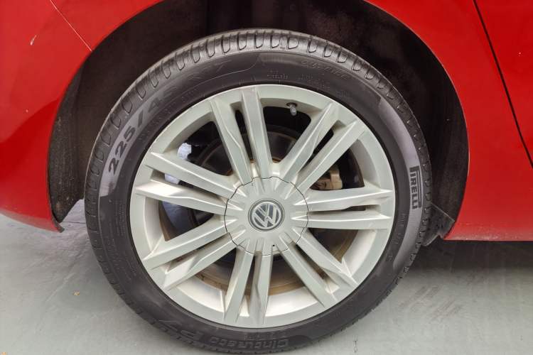 Used Volkswagen Golf Sportsvan 2018 2nd Anniversary Edition 230TSI Automatic Luxury Version Exterior 5