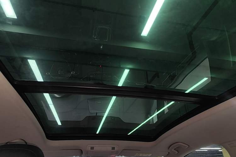 Used Volkswagen Golf Sportsvan 2018 230TSI Automatic Trend Edition Headliner