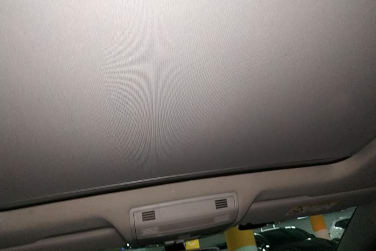 Used Volkswagen Golf Sportsvan 2018 230TSI Automatic Luxury Model Headliner