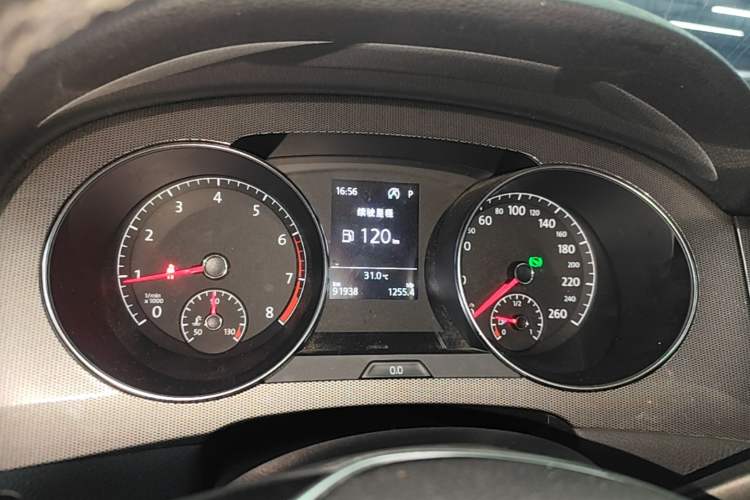Used Volkswagen Golf Sportsvan 2018 230TSI Automatic Trend Edition Instrument Cluster