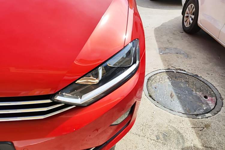 Used Volkswagen Golf Sportsvan 2018 230TSI Automatic Trend Edition Left Front Headlight