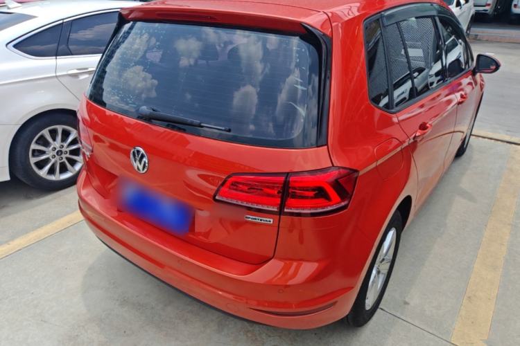 Used Volkswagen Golf Sportsvan 2018 1.6L Automatic Comfort Model Rear Right 45 Deg