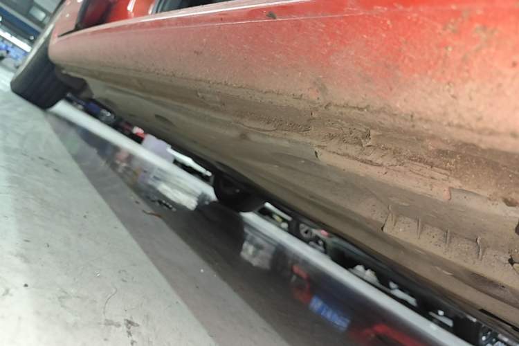 Used Volkswagen Golf Sportsvan 2018 230TSI Automatic Trend Edition Right Side Sill