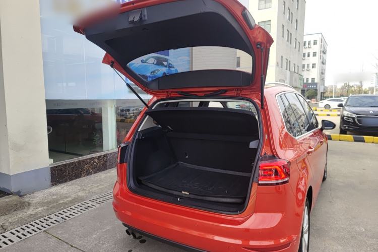 Used Volkswagen Golf Sportsvan 2018 230TSI Automatic Trend Edition Trunk