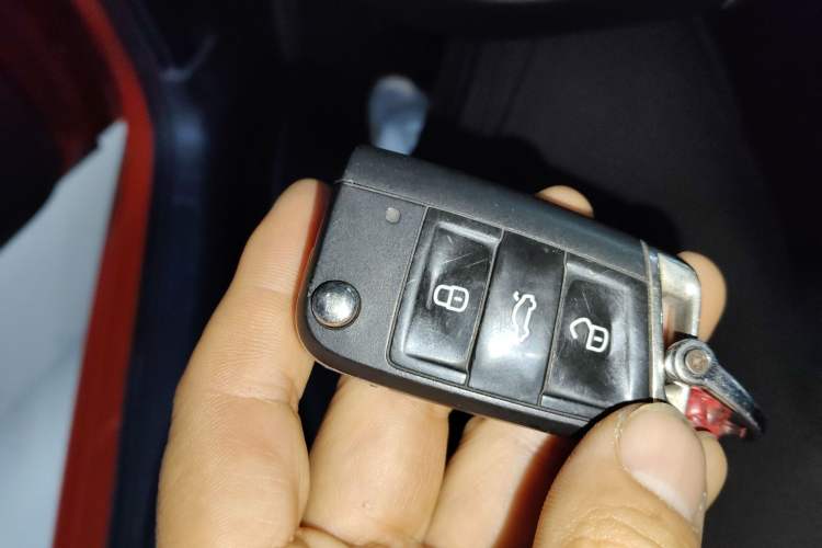 Used Volkswagen Golf Sportsvan 2018 230TSI Automatic Trend Edition Vehicle Key