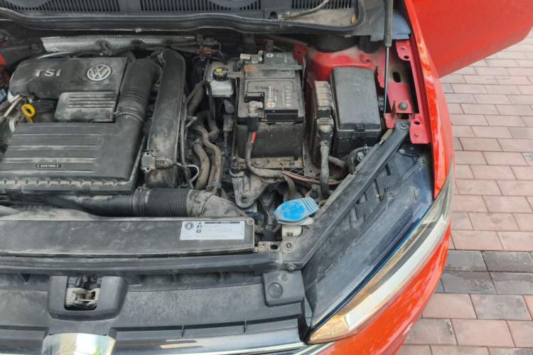 Used Volkswagen Golf Sportsvan 2018 230TSI Automatic Trend Edition Engine Bay Left