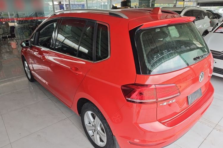 Used Volkswagen Golf Sportsvan 2018 1.6L Automatic Comfort Model Exterior 2
