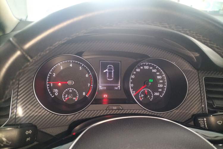 Used Volkswagen Golf Sportsvan 2018 230TSI Automatic Luxury Model Instrument Cluster