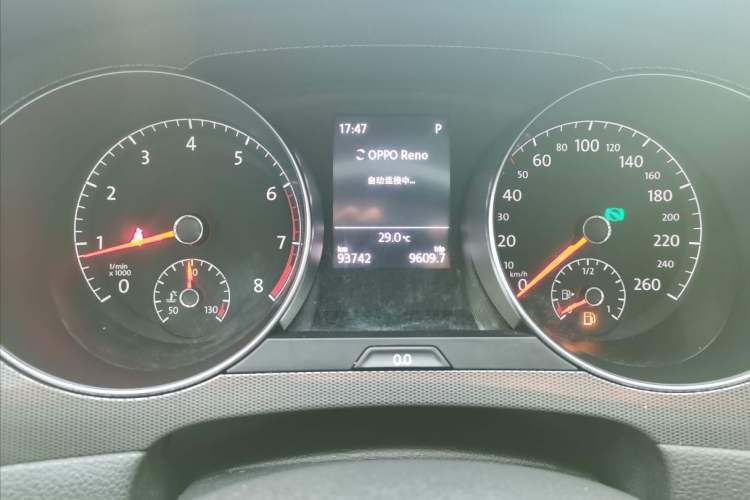 Used Volkswagen Golf Sportsvan 2018 230TSI Automatic Trend Edition Odometer Close Up