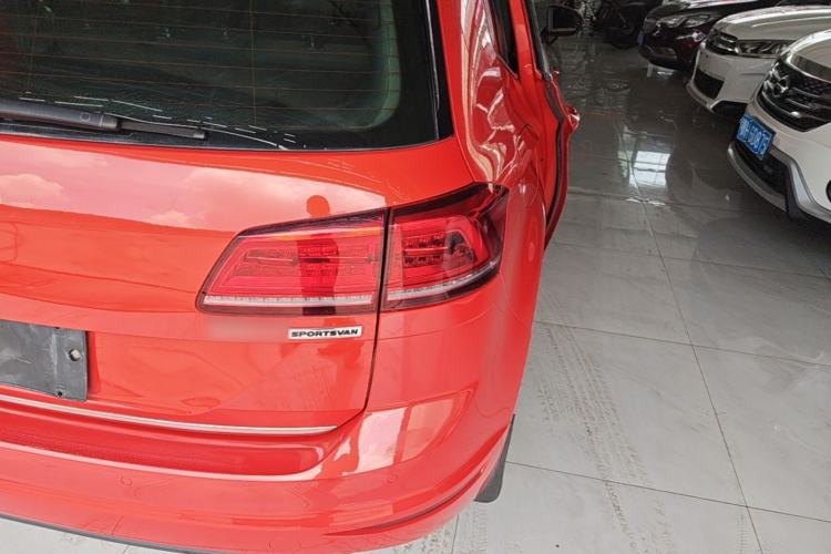 Used Volkswagen Golf Sportsvan 2018 1.6L Automatic Comfort Model Right Rear Taillight