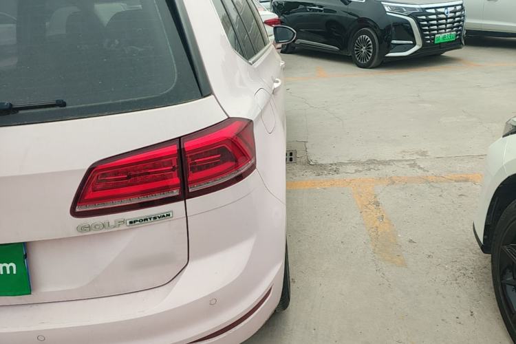 Used Volkswagen Golf Sportsvan 2018 230TSI Automatic Trend Edition Right Rear Taillight