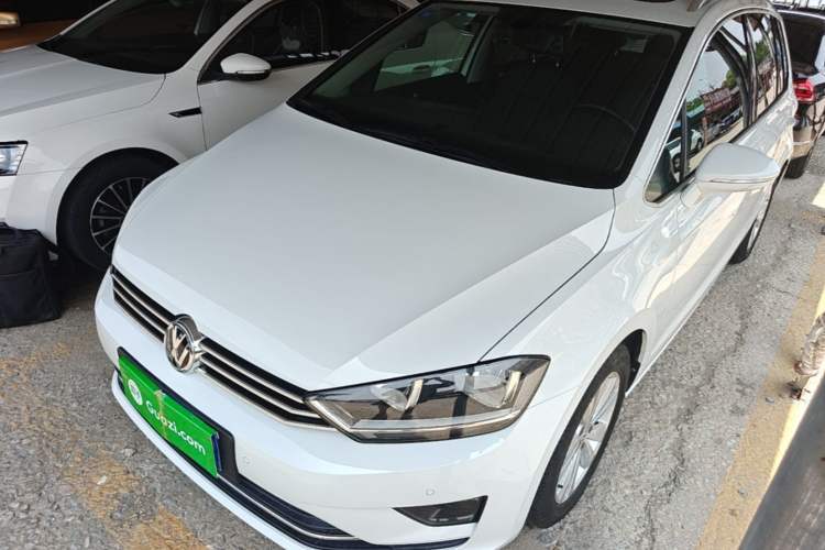 Used Volkswagen Golf Sportsvan 2018 230TSI Automatic Trend Edition Guazi used car, China used car export, Used car for sale, Used cars, Cheapest cars for sale
