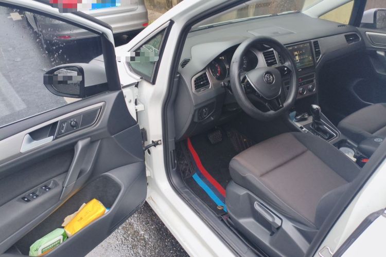 Used Volkswagen Golf Sportsvan 2018 1.6L Automatic Comfort Model Driver Seat