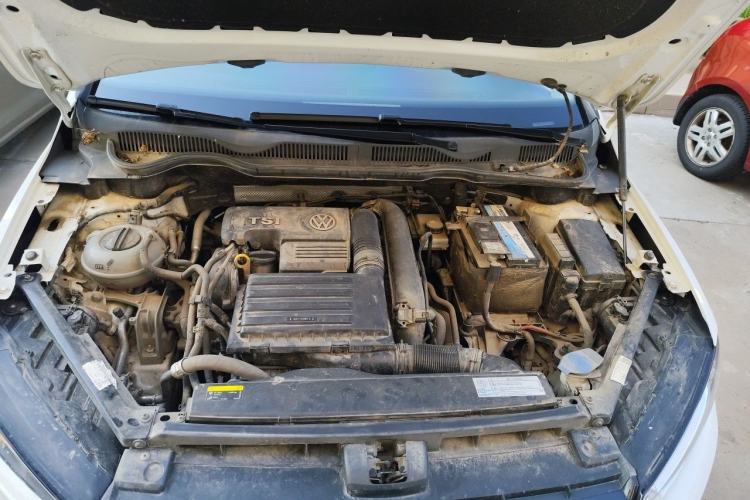 Used Volkswagen Golf Sportsvan 2018 230TSI Automatic Trend Edition Engine Bay