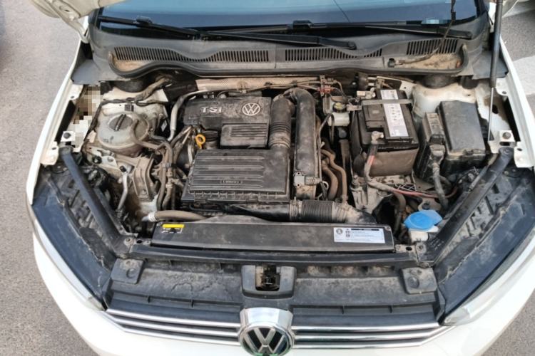 Used Volkswagen Golf Sportsvan 2018 230TSI Automatic Trend Edition Engine Bay