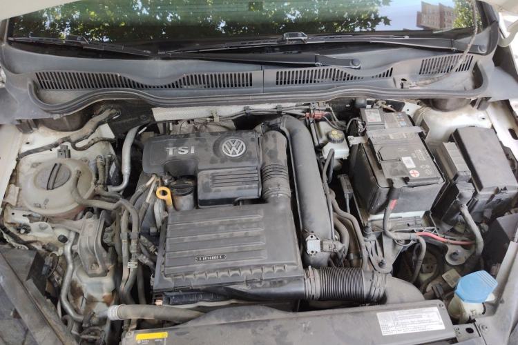 Used Volkswagen Golf Sportsvan 2018 230TSI Automatic Trend Edition Engine Bay