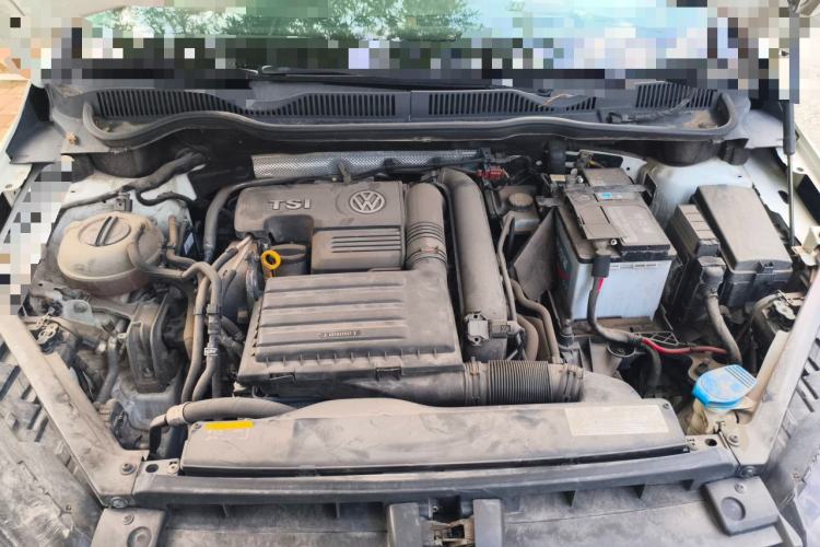 Used Volkswagen Golf Sportsvan 2018 230TSI Automatic Trend Edition Engine Bay
