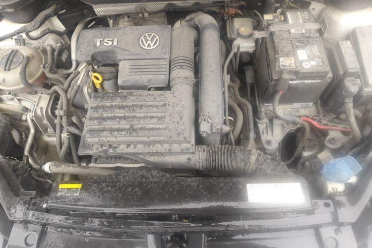 Used Volkswagen Golf Sportsvan 2018 230TSI Automatic Trend Edition Engine Bay