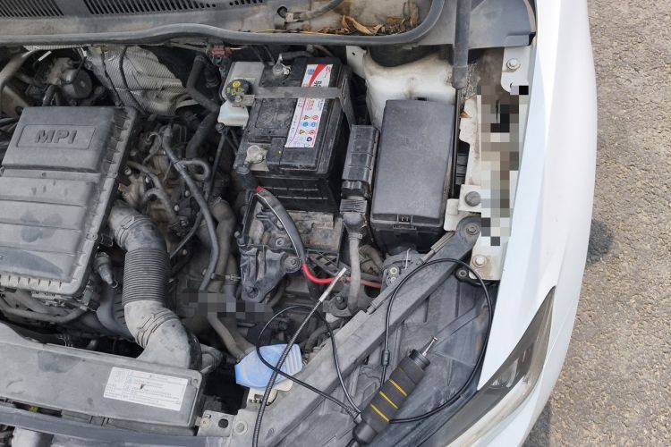 Used Volkswagen Golf Sportsvan 2018 1.6L Automatic Comfort Model Engine Bay Left